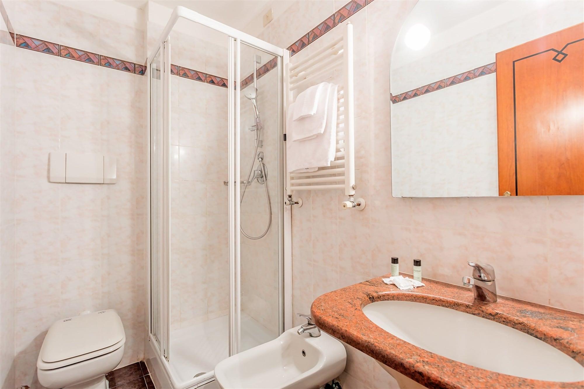 Hotell Raeli Luce Rom